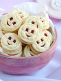 Sonrisas, Cookies with Strawberry Jelly Filling, 108 g